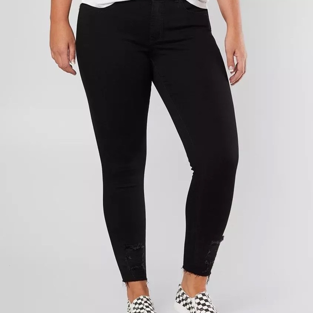 BKE distressed black denim jeans